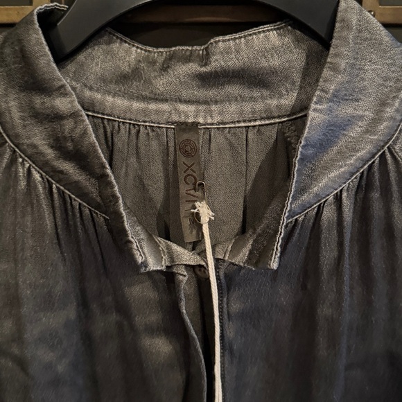 XCVI Shirt - Picture 3 of 6